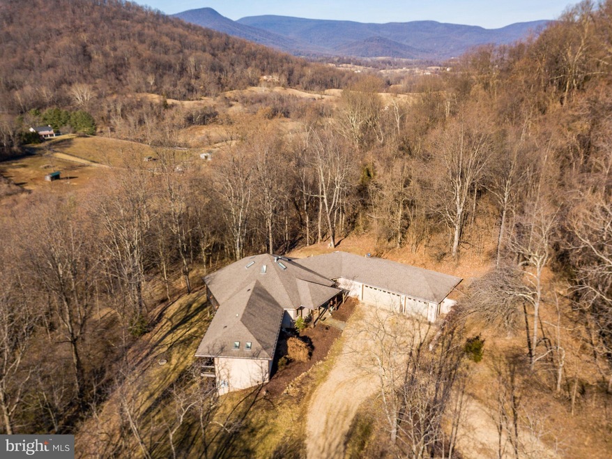 23 Fishhawk Pass Ln, Flint Hill, VA 22627 - photo 1