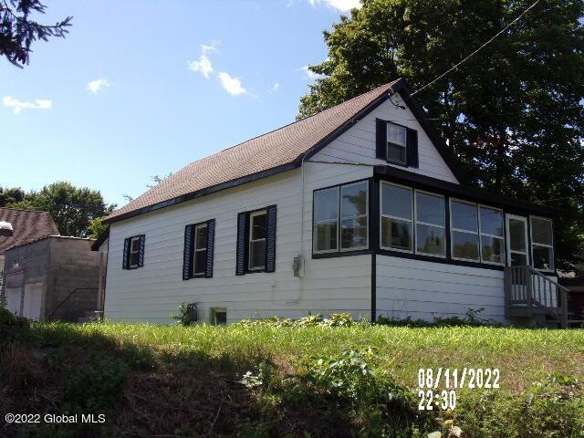 1142 River Rd, Troy, NY 12182 - photo 1