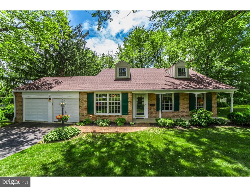 3276 Pebblewood Ln, Dresher, PA 19025 - photo 1