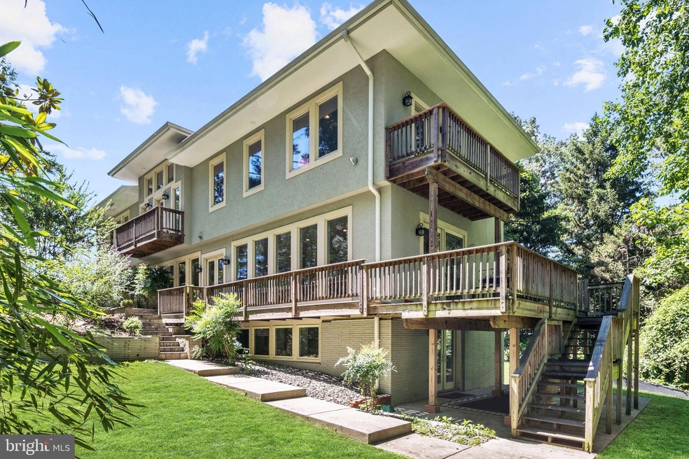 8405 Old Seven Locks Rd, Bethesda, MD 20817 - photo 1