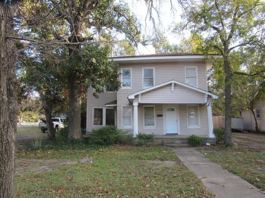 1505 W Park Ave, Corsicana, TX 75110 - photo 1