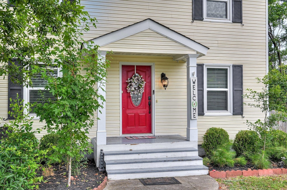 Under Contract $263,900