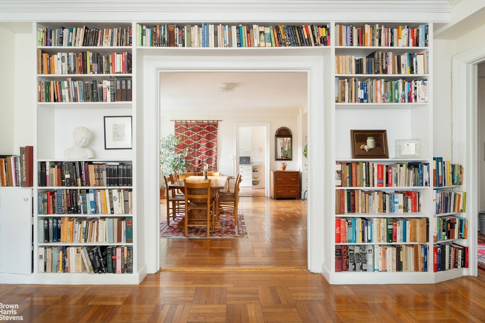 Pending $1,750,000 • Co-Listing Agent