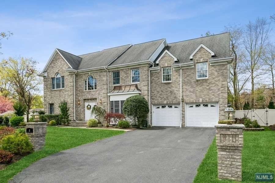 4 Eckerson Ct, Old Tappan, NJ 07675 - photo 1