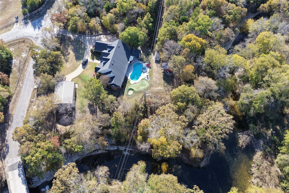 767 Farrar Rd, Palmer, TX 75152 - photo 1