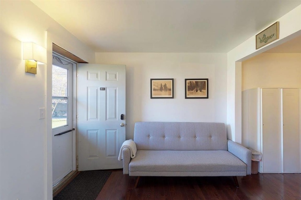 85 Main St unit 303, Ludlow, VT 05149 - photo 1