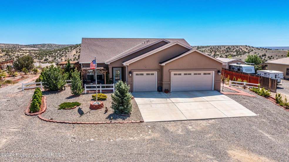 1220 Katherine Ave, Farmington, NM 87401 - photo 1