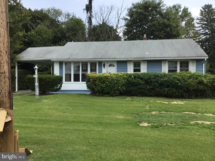 1139 Oak Ln, Vineland, NJ 08360 - photo 1