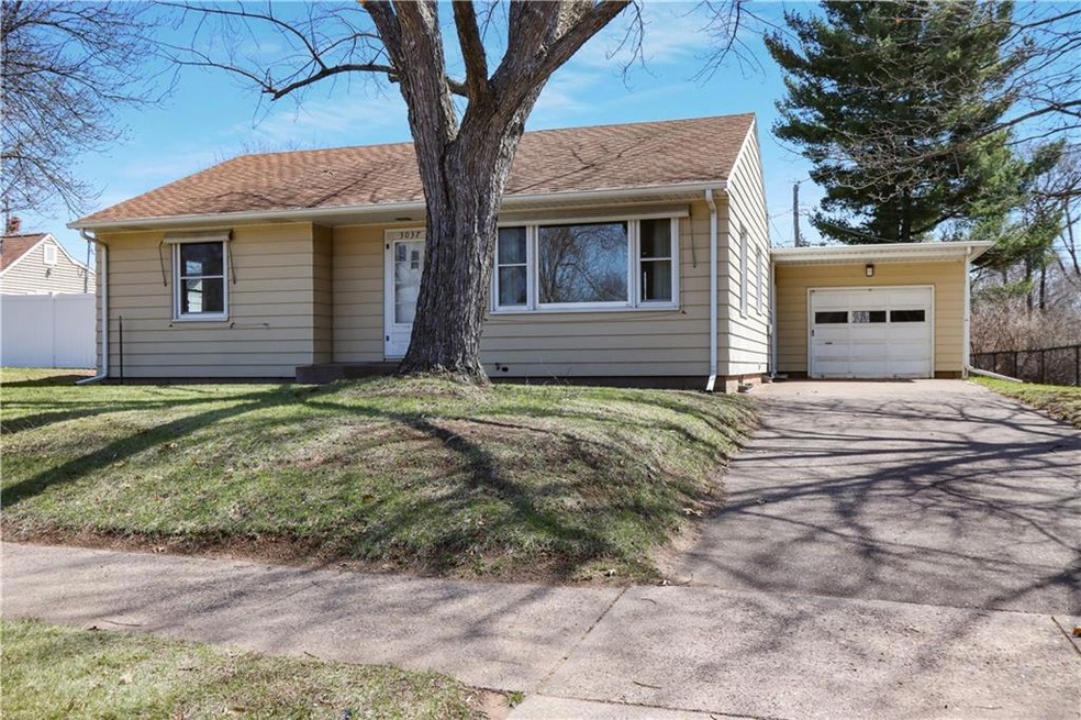 3037 Mars Ave, Eau Claire, WI 54703 - photo 1