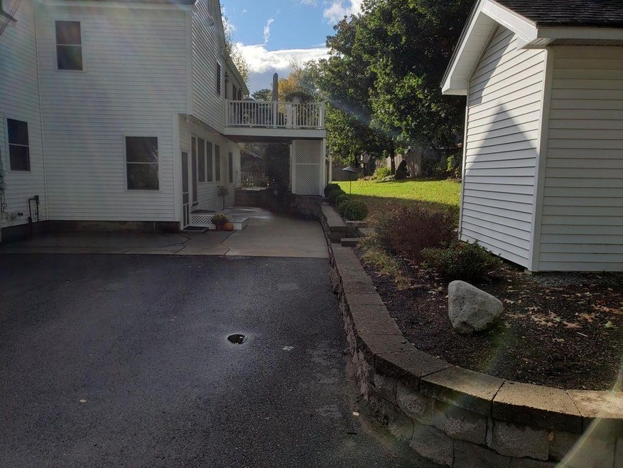 126 Hills Ferry Rd unit 1, Nashua, NH 03064 - photo 1