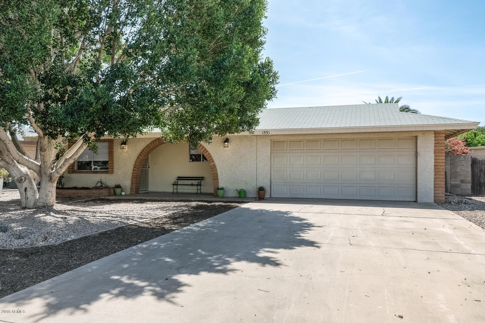 1551 E Florian Cir Mesa AZ-large-001-4-F