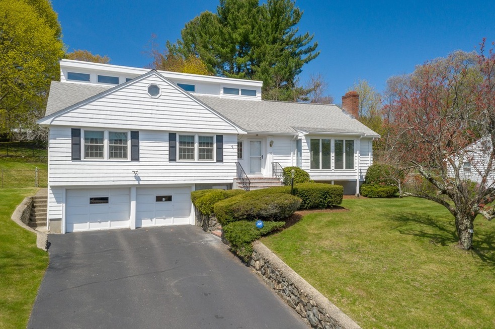 33 Lockeland Rd, Winchester, MA 01890 - photo 1