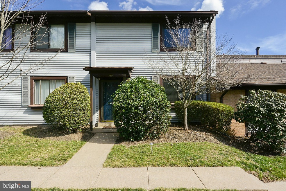 2568 Fox Ridge Ct unit 31, Woodbridge, VA 22192 - photo 1