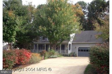 10418 Chesterwood Dr, Spotsylvania, VA 22553 - photo 1