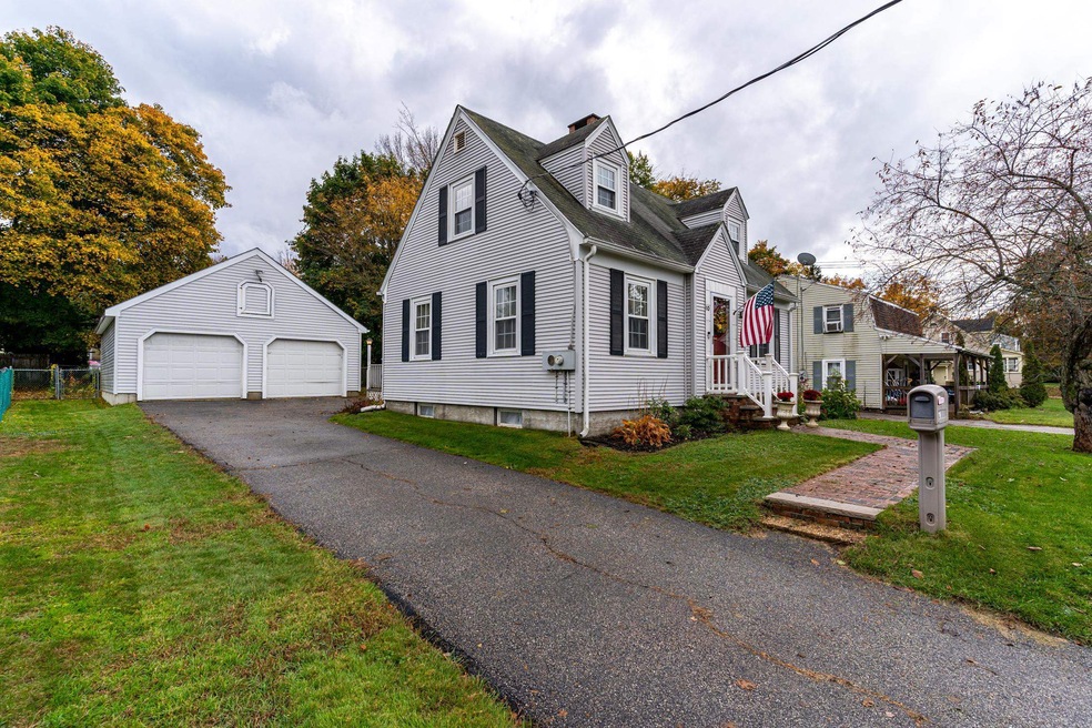 10 Dodge St, Rochester, NH 03867 - photo 1