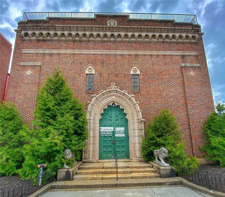 1016 Brown St unit 102/202, Peekskill, NY 10566 - photo 1