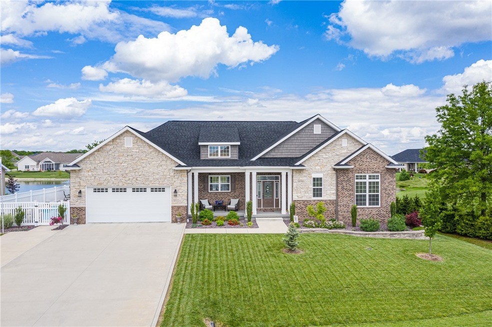 16764 Fox Ridge Dr, Effingham, IL 62401 - photo 1