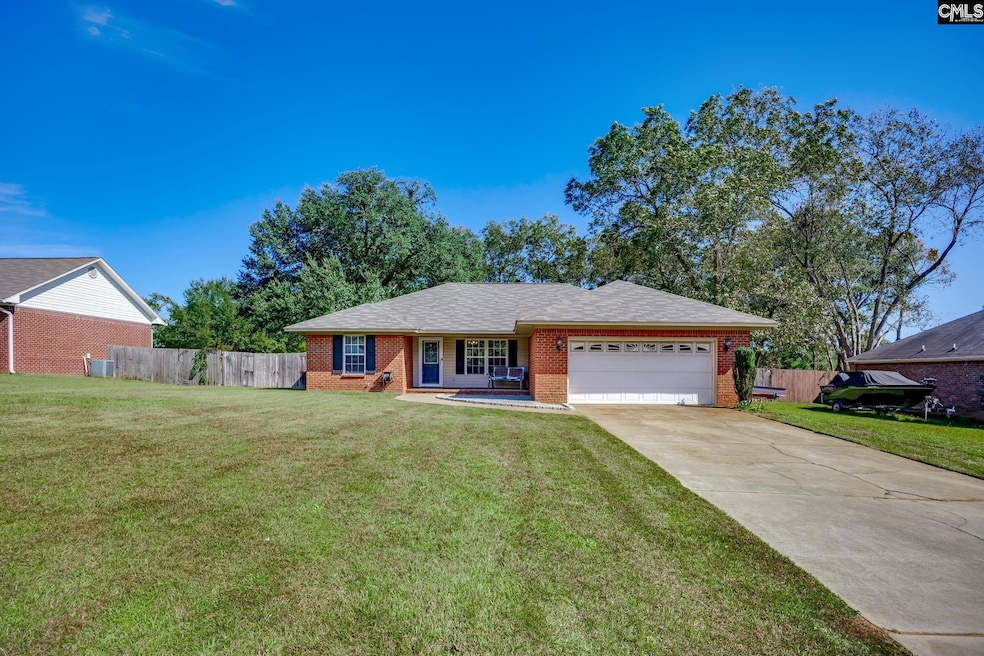 2540 Navigator Cir, Dalzell, SC 29040 - photo 1