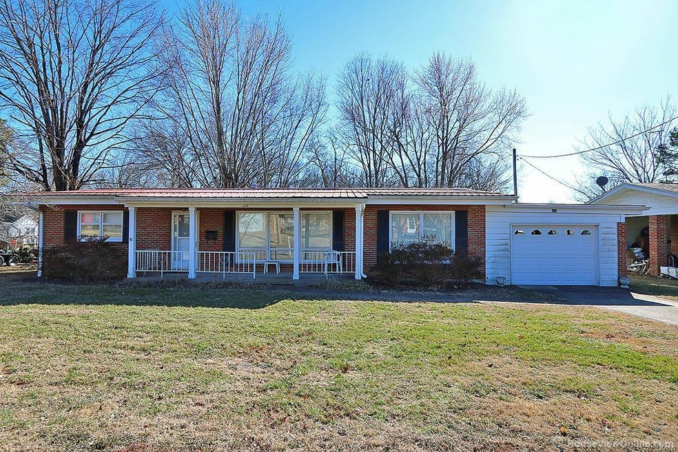 404 7th St, Farmington, MO 63640 - photo 1