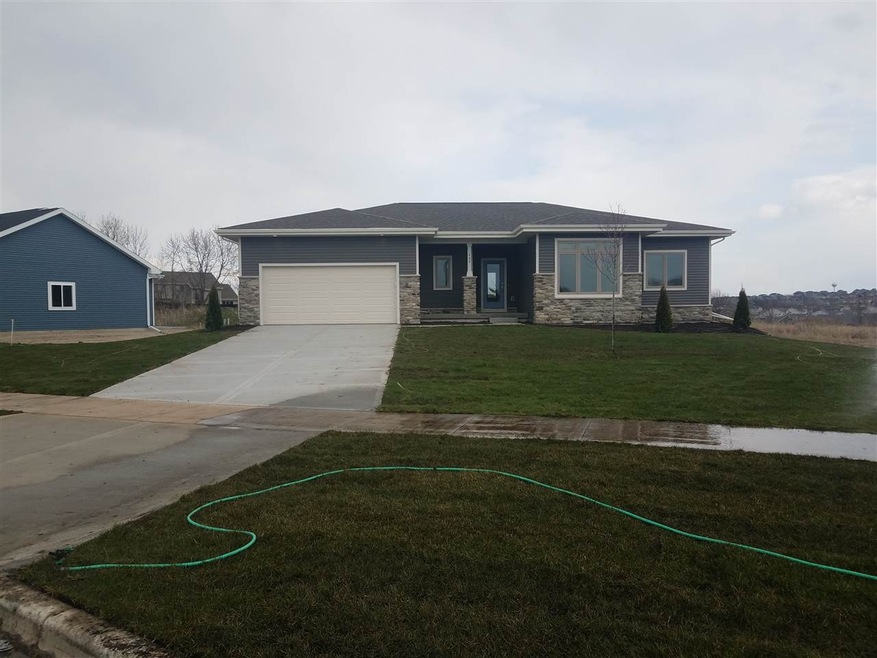 404 Peterson Trail, Oregon, WI 53575 - photo 1