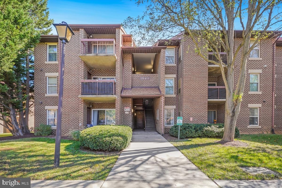 18411 Guildberry Dr unit 102, Gaithersburg, MD 20879 - photo 1