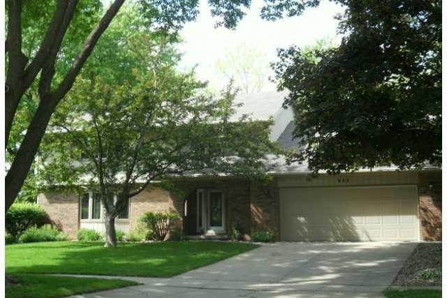 933 52nd Ct, West Des Moines, IA 50265 - photo 1