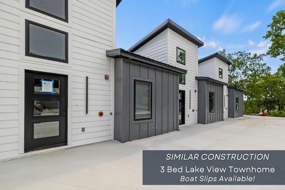 224 Vacation Ln unit 3, Reeds Spring, MO 65737 - photo 1