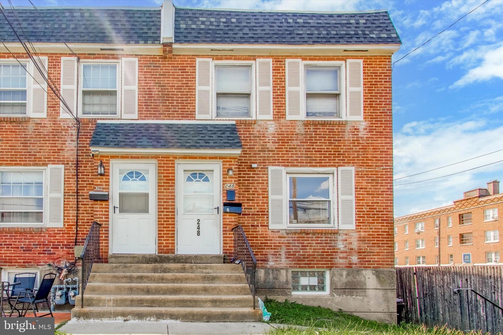 248 N Wycombe Ave unit 1, Lansdowne, PA 19050 - photo 1