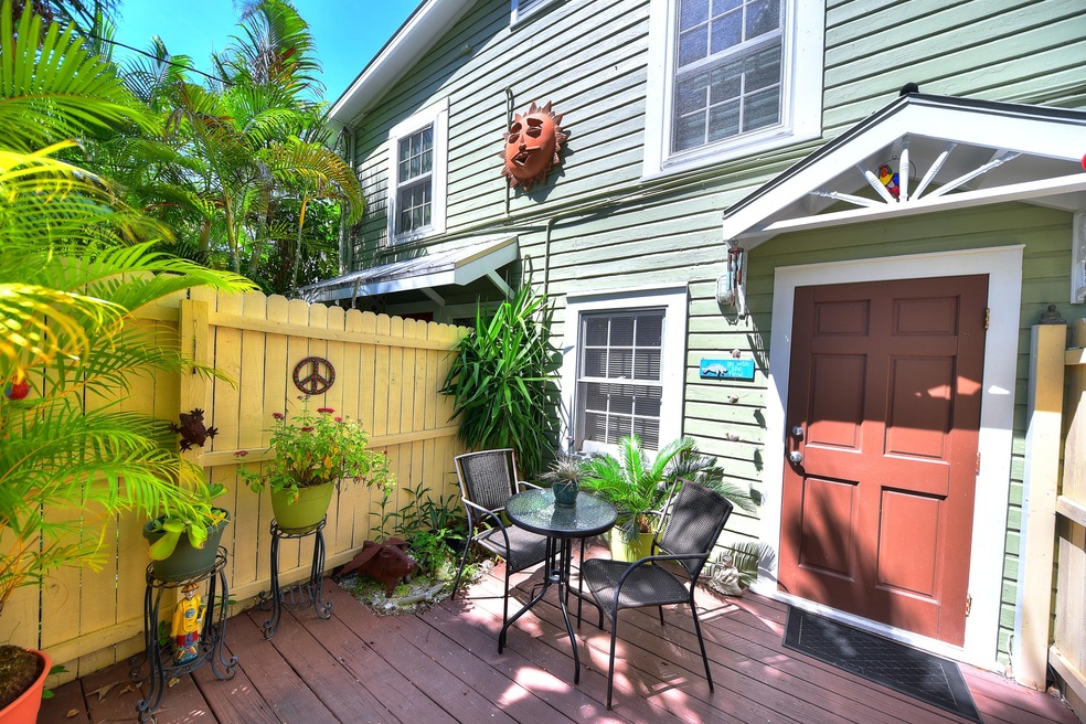 1014 Varela #2 Front