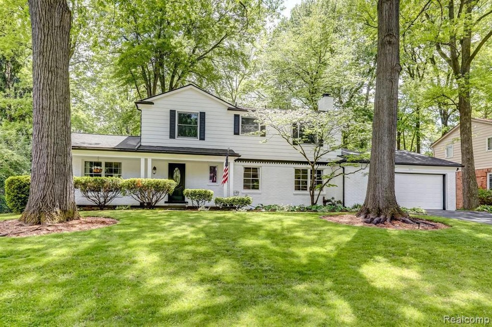 5571 Normanhurst Drive, West Bloomfield Township, 