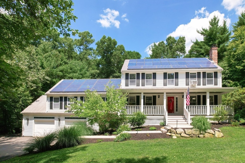 15 Foxwood Ln, Uxbridge, MA 01569 - photo 1