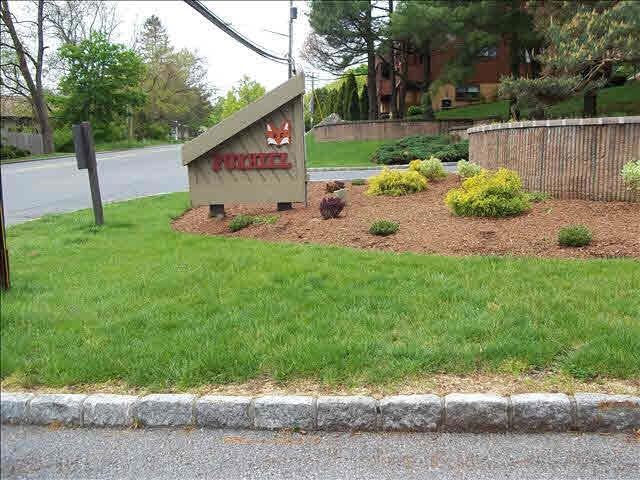 0 Holly Walk unit 1006 KEYM307009, Poughkeepsie, NY 12603 - photo 1