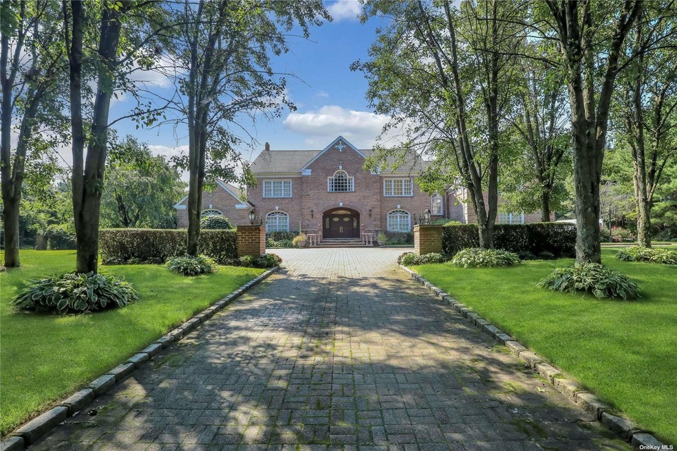 7 Stirrup Dr, Old Brookville, NY 11545 - photo 1