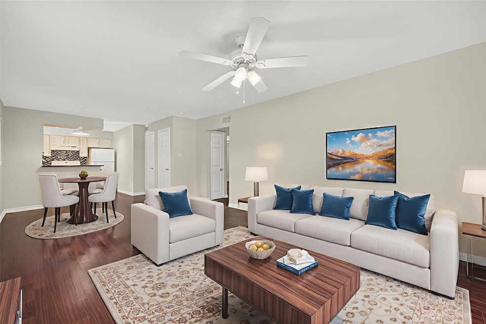 Virtually staged living/dining room