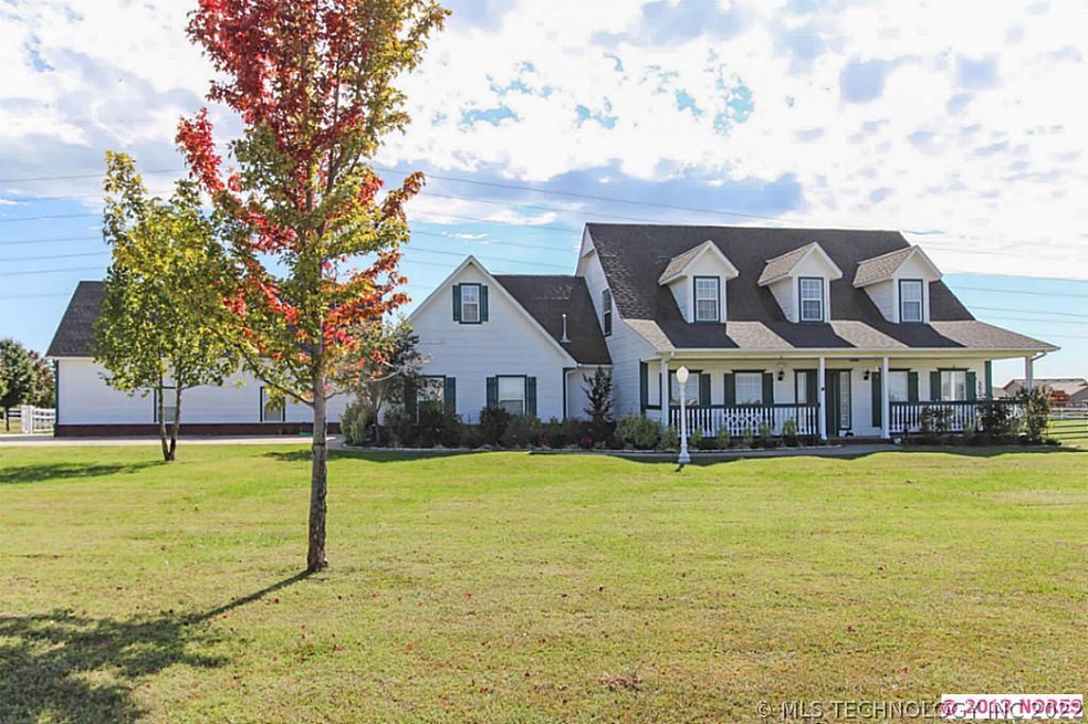 Pretty acreage...on culdesac street. great curb ap