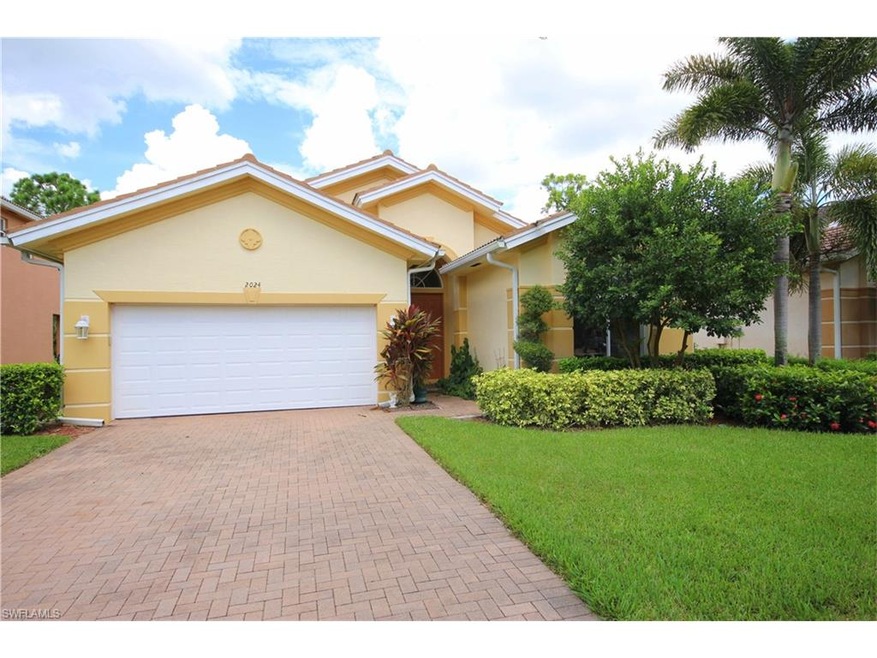 2024 Par Dr, Naples, FL 34120 - photo 1