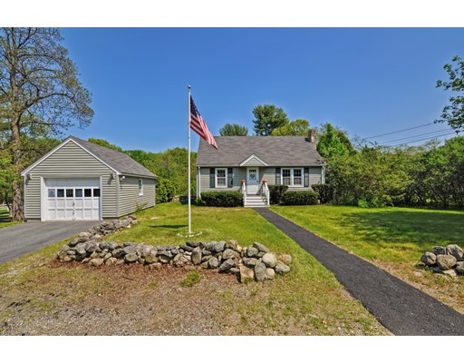 69 Ridge Rd, Upton, MA 01568 - photo 1