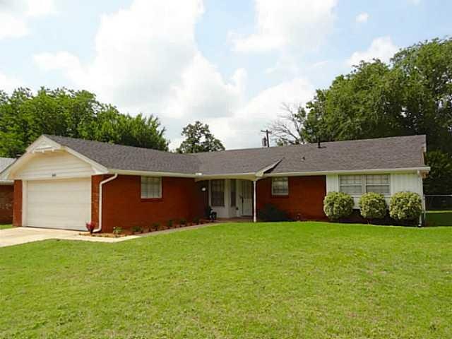 4105 NW 53rd St, Oklahoma City, OK 73112 - photo 1