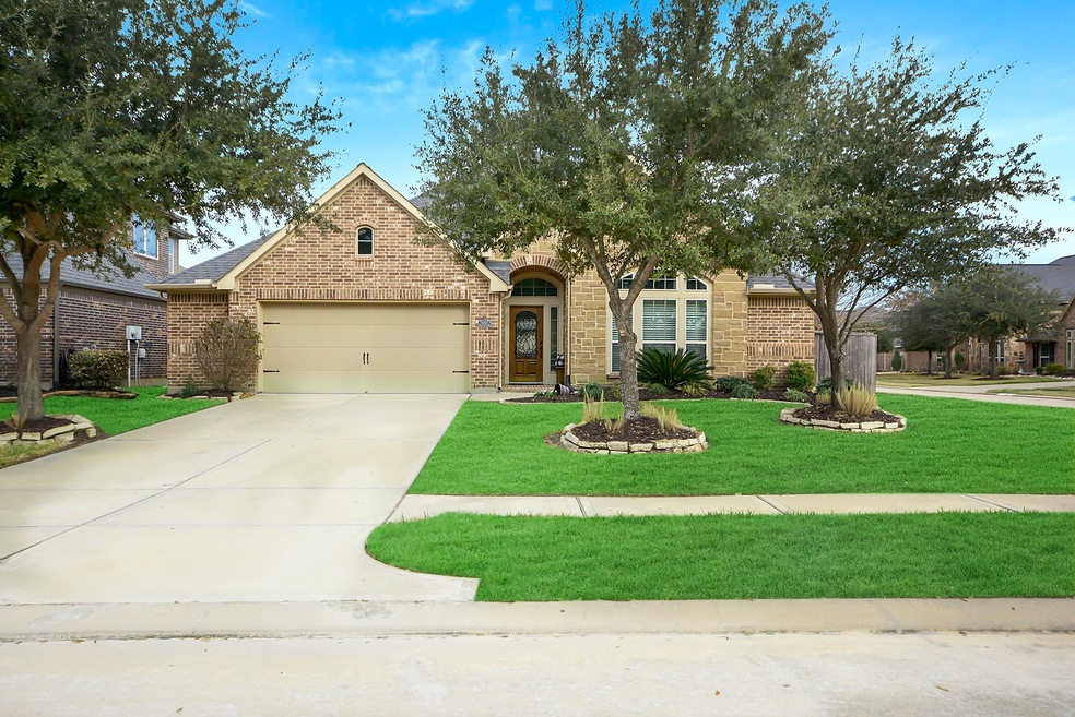 Welcome Home to 28802 Pine Grove Court! Offers Solar Panels, pool sized yard and on a cul de sac street.
