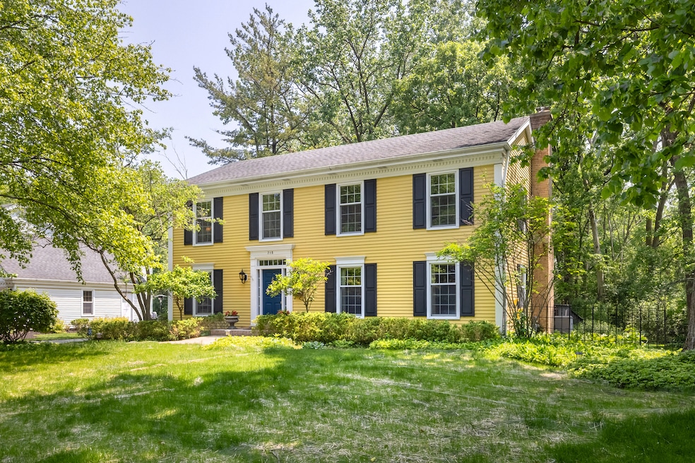 Sold $753,750 • Co-Listing Agent