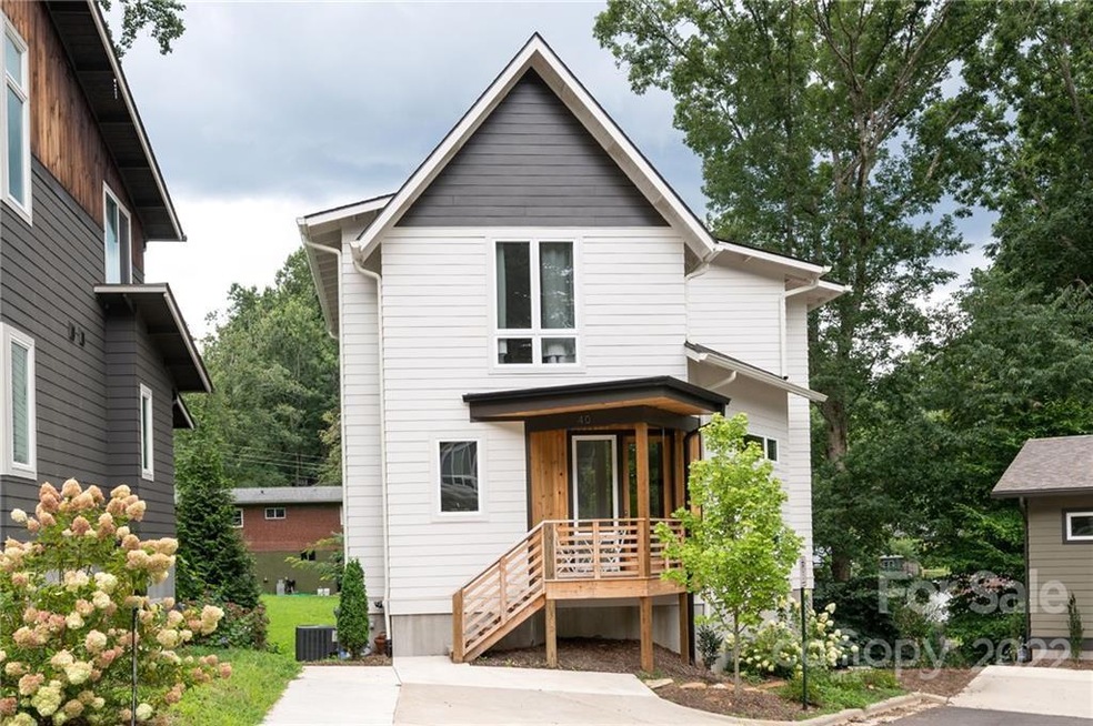 Green Home by JAG Construction in Craggy Park