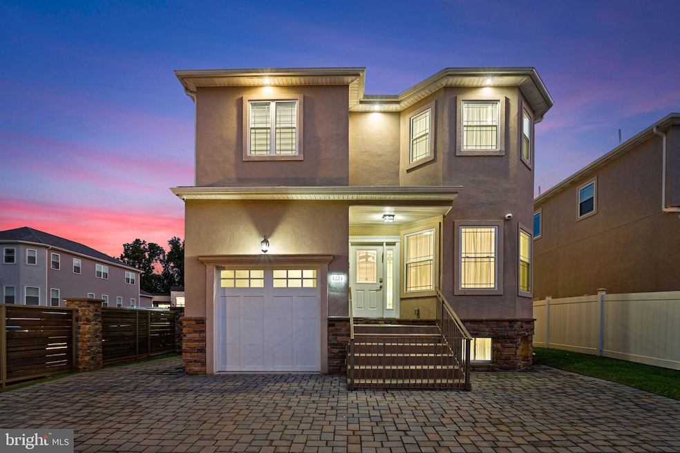 1224 Norwalk Rd, Philadelphia, PA 19115 - photo 1