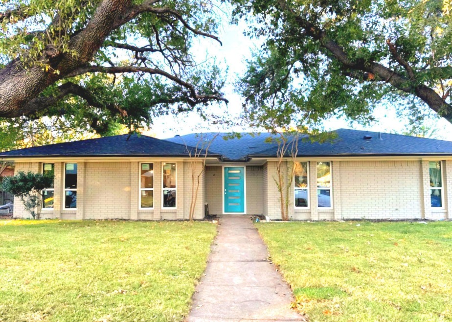 Sold • Co-Listing Agent