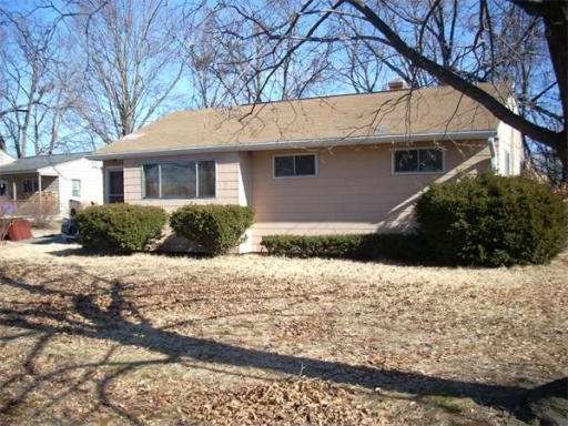 145 Jerilis Dr, Springfield, MA 01119 - photo 1