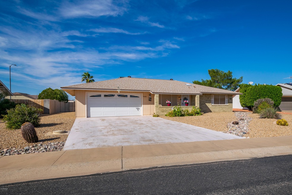 Woodbury - Desert Front