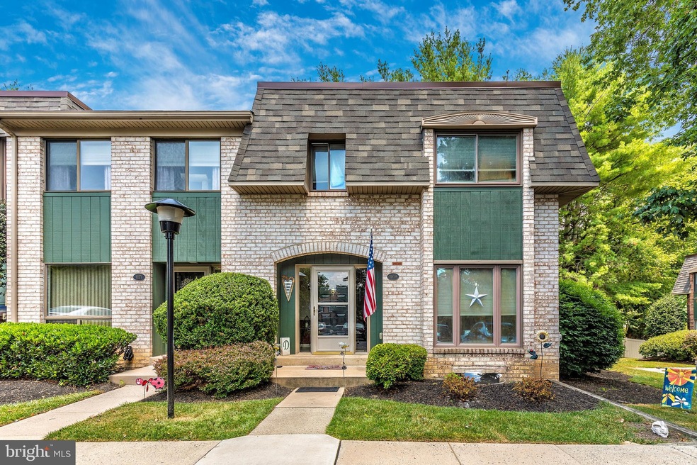 1169 Putnam Blvd unit 8, Wallingford, PA 19086 - photo 1