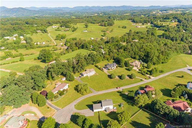 64 Knollview Dr, Asheville, NC 28806 - photo 1