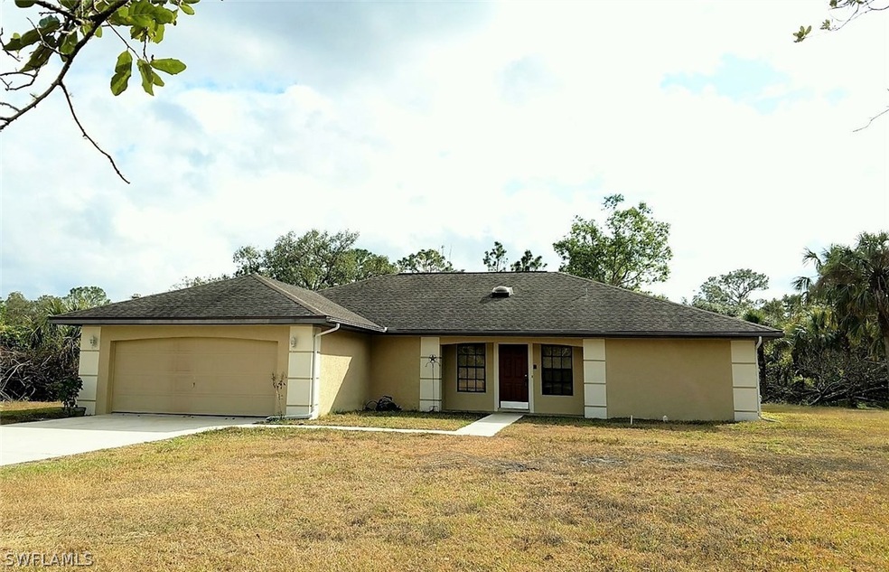 18890 Fox Run Rd, Alva, FL 33920 - photo 1