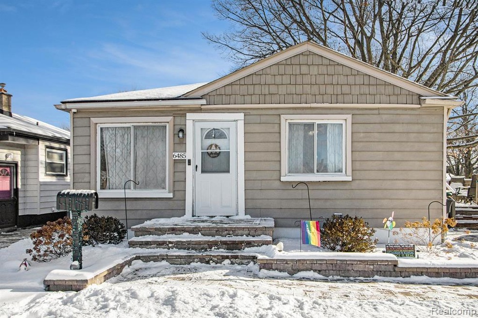 6485 Huron St, Taylor, MI 48180 - photo 1