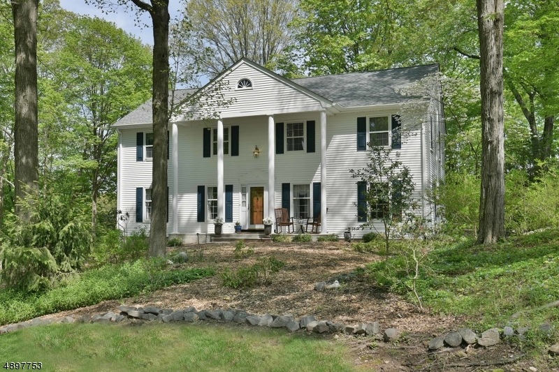 6 Knollwood Rd, Upper Saddle River, NJ 07458 - photo 1